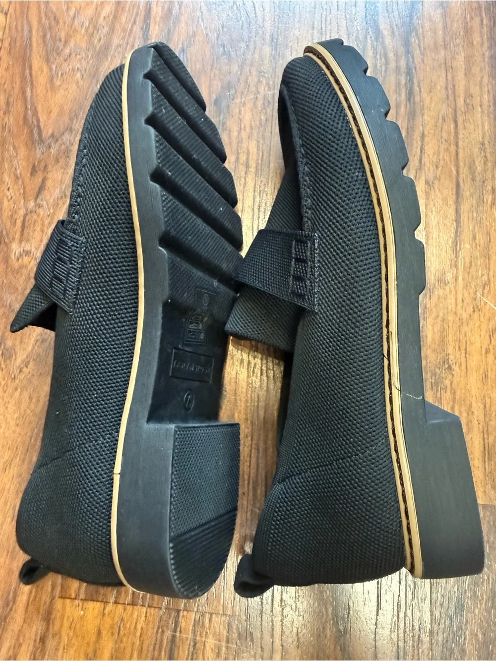 Taryn Rose Black Knit Slip-On Loafers